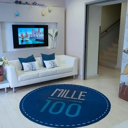 מלון דירות Millecento צ'סנטיקו