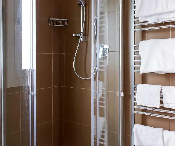 Millecento - Aperto Tutto L'anno Чезенатико