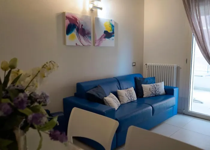 Millecento - Aperto Tutto L'anno Чезенатико