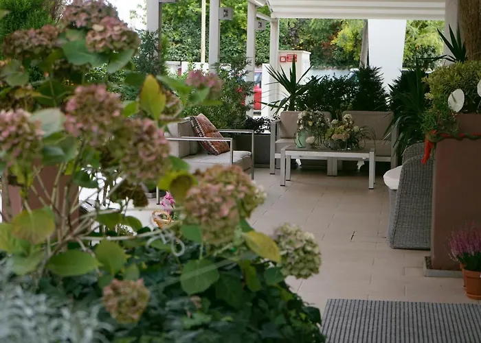 Millecento - Aperto Tutto L'anno 3*